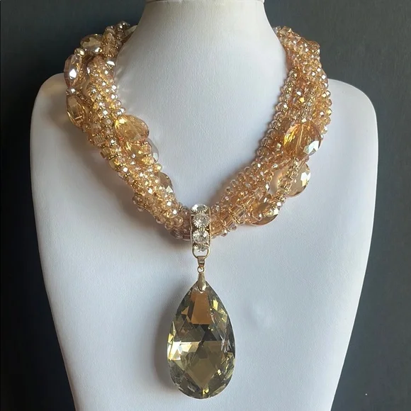 Christian Siriano Gold Statement Necklace - Picture 9 of 9